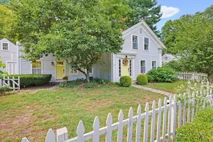 423 South St, Holliston, MA 01746 - Photo 1