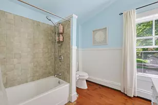 423 South St, Holliston, MA 01746 - Photo 26