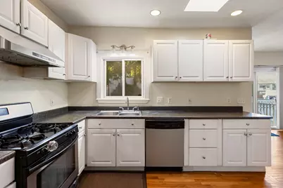 100 Euclid Ave, Lynn, MA 01904 - Photo 16