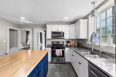 69 Milford St, New Bedford, MA 02745 - Photo 8
