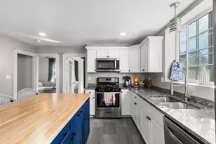 69 Milford St, New Bedford, MA 02745 - Photo 8