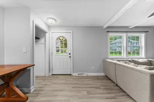 11 Wheelock Rd, Shrewsbury, MA 01545 - Photo 8