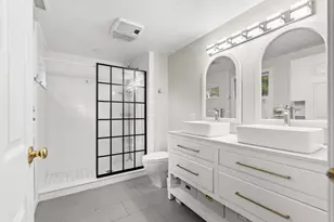 15 Beverly St, Quincy, MA 02169 - Photo 16