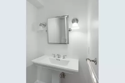 27 Flint #A, Salem, MA 01970 - Photo 10