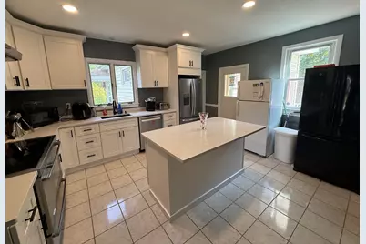308 Beale St, Quincy, MA 02170 - Photo 4