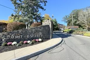 1002 Paradise Rd, Swampscott, MA 01907 - Photo 28