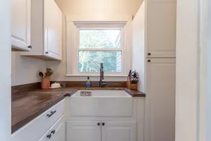 34 Smith St, Middleborough, MA 02346 - Photo 4