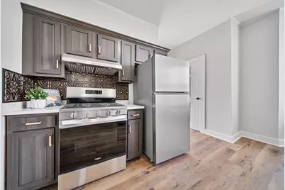 68 Pleasant St #2, Newburyport, MA 01950 - Photo 2