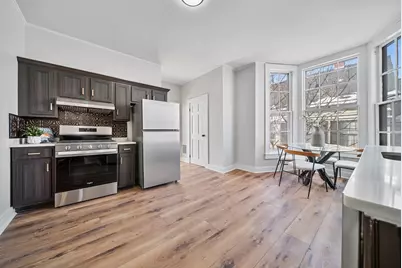 68 Pleasant St #2, Newburyport, MA 01950 - Photo 4
