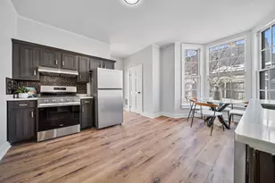 68 Pleasant St, Newburyport, MA 01950 - Photo 4