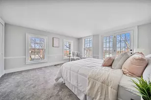 68 Pleasant St, Newburyport, MA 01950 - Photo 16