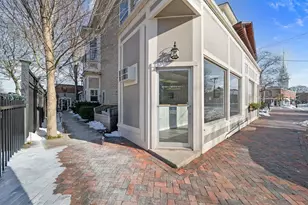 68 Pleasant St, Newburyport, MA 01950 - Photo 26