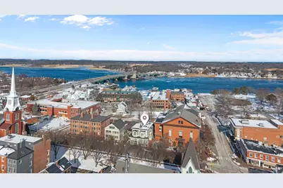 68 Pleasant St #2, Newburyport, MA 01950 - Photo 30