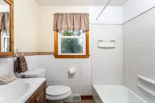 590 Pond St, Franklin, MA 02038 - Photo 22