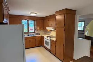 76 Hillview Rd, Holyoke, MA 01040 - Photo 20