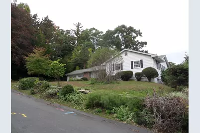 76 Hillview Rd, Holyoke, MA 01040 - Photo 2