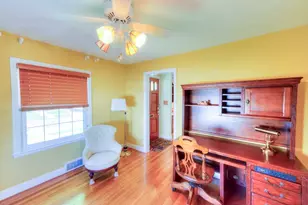 24 Knowles Rd, Worcester, MA 01602 - Photo 10