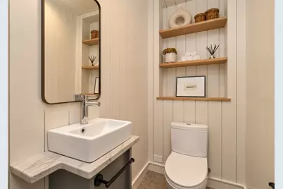 8 Holworthy Terrace, Cambridge, MA 02138 - Photo 4