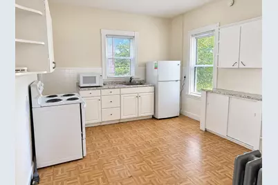 63-65 Catherine #65, Boston, MA 02131 - Photo 4