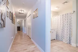25 Greenleaves Dr, Amherst, MA 01002 - Photo 14