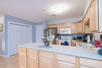 25 Greenleaves Dr #529, Amherst, MA 01002 - Photo 6