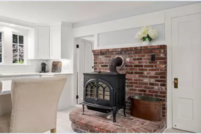320 Western Avenue, Sherborn, MA 01770 - Photo 6