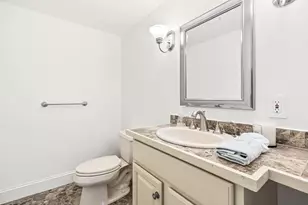 21 Amberwood Dr, Winchester, MA 01890 - Photo 16