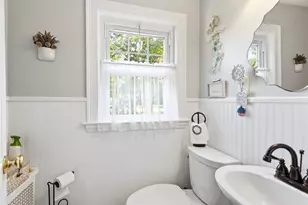 100 Academy Ave, Weymouth, MA 02188 - Photo 6