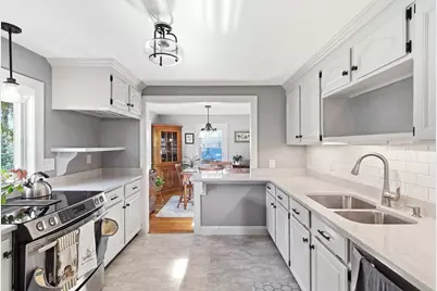 100 Academy Avenue, Weymouth, MA 02188 - Photo 4
