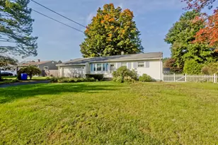 68 Talmadge Dr, Springfield, MA 01118 - Photo 4