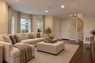 15 Whipple Ave, Boston, MA 02131 - Photo 14