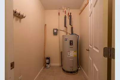 34 Burnham Rd #402, Methuen, MA 01844 - Photo 6