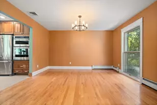 10 Lantern Rd, Framingham, MA 01702 - Photo 12
