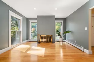 10 Lantern Rd, Framingham, MA 01702 - Photo 14