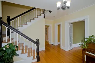 40 Fairfield Ave, Holyoke, MA 01040 - Photo 8