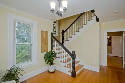 40 Fairfield Ave, Holyoke, MA 01040 - Photo 6