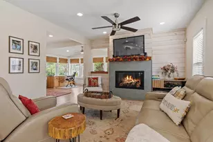 1705 Northampton St, Holyoke, MA 01040 - Photo 4