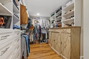 1705 Northampton St, Holyoke, MA 01040 - Photo 18