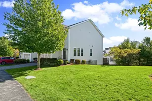 22 Kendall Ct, Bedford, MA 01730 - Photo 36