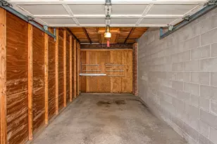 57 Williamsburg Dr, Springfield, MA 01108 - Photo 26