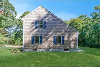 24 Foster St, Mattapoisett, MA 02739 - Photo 20
