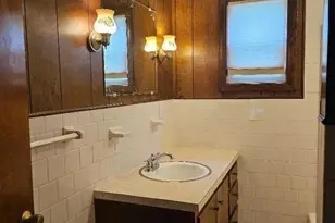38 Colfax St, Fall River, MA 02720 - Photo 16