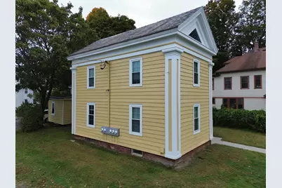 25 Pleasant St, Greenfield, MA 01301 - Photo 2