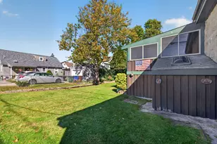 1478 Locust St, Fall River, MA 02723 - Photo 10