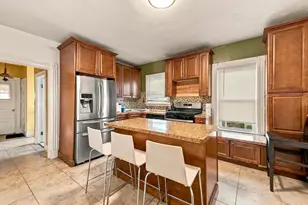 8-10 Dane St, Everett, MA 02149 - Photo 2