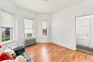 8-10 Dane St, Everett, MA 02149 - Photo 8