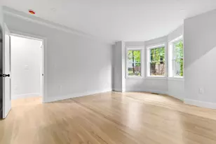 57 Myrtle Ave, Wakefield, MA 01880 - Photo 4