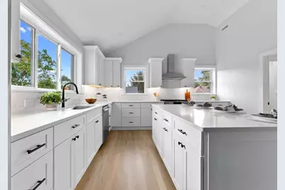 57 Myrtle Ave. #2, Wakefield, MA 01880 - Photo 8