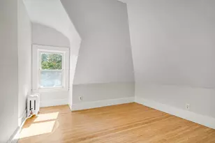 9-11 Claflin Pl, Newton, MA 02460 - Photo 12