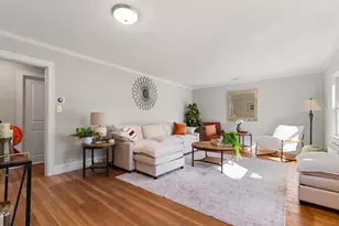 2 Minot St, Wakefield, MA 01880 - Photo 4